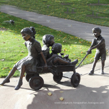 Western style outdoor bronze little boy and girl playing statue for garden or backyard ornament